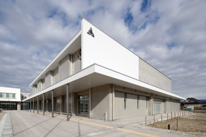 上滝中学校体育館改築主体工事